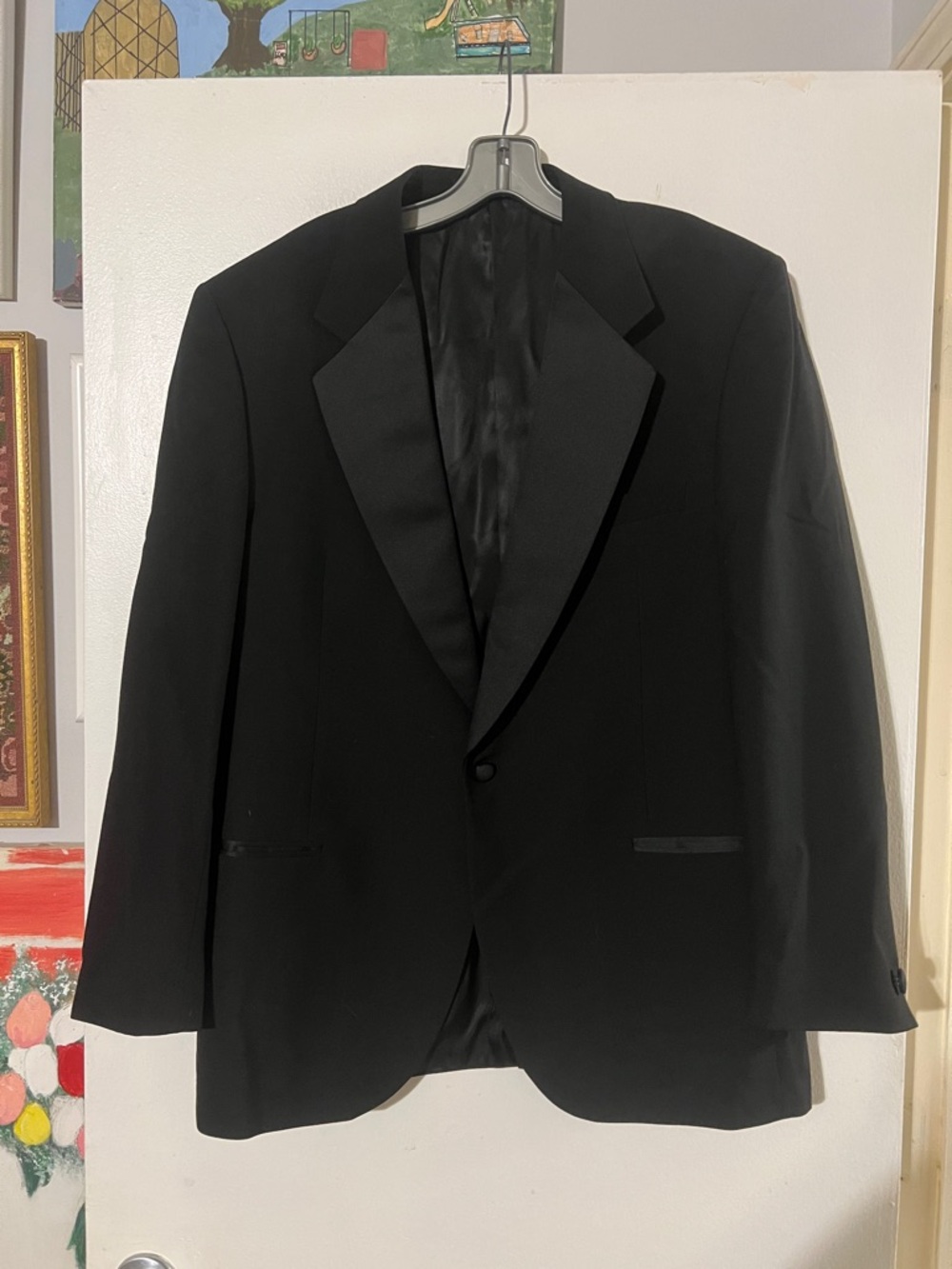 Terzo Uomo black tuxedo jacket. Satin detail